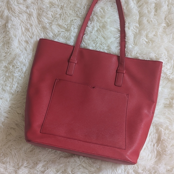 Elegant Red Tote Bag - Picture 7 of 12